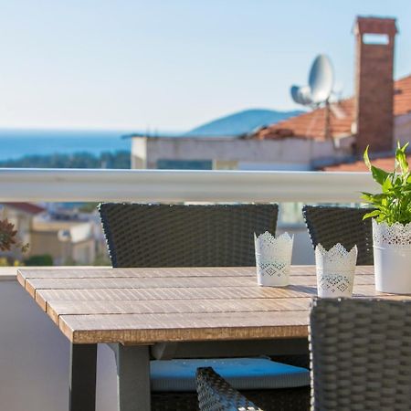 Peaceful Apartment With Beautiful View Hvar Town Exterior photo
