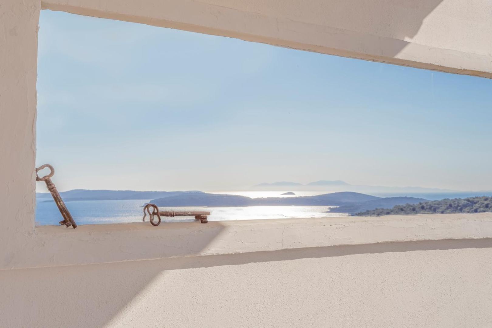 Peaceful Apartment With Beautiful View Hvar Town Exterior photo